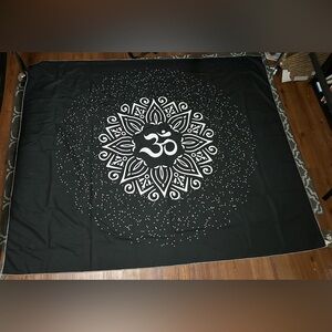 Large Ohm Tapestry, Black